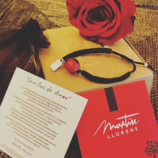 Pulsera ajustable de macramé con significado "Semillas de amor" de amistad y buena suerte