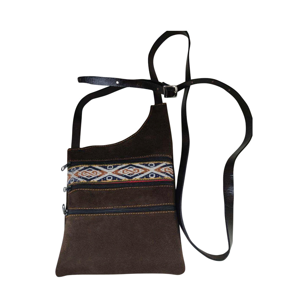 Handmade Peruvian Leather Travel Handbag – Ethically Crafted & Timelessly Stylish