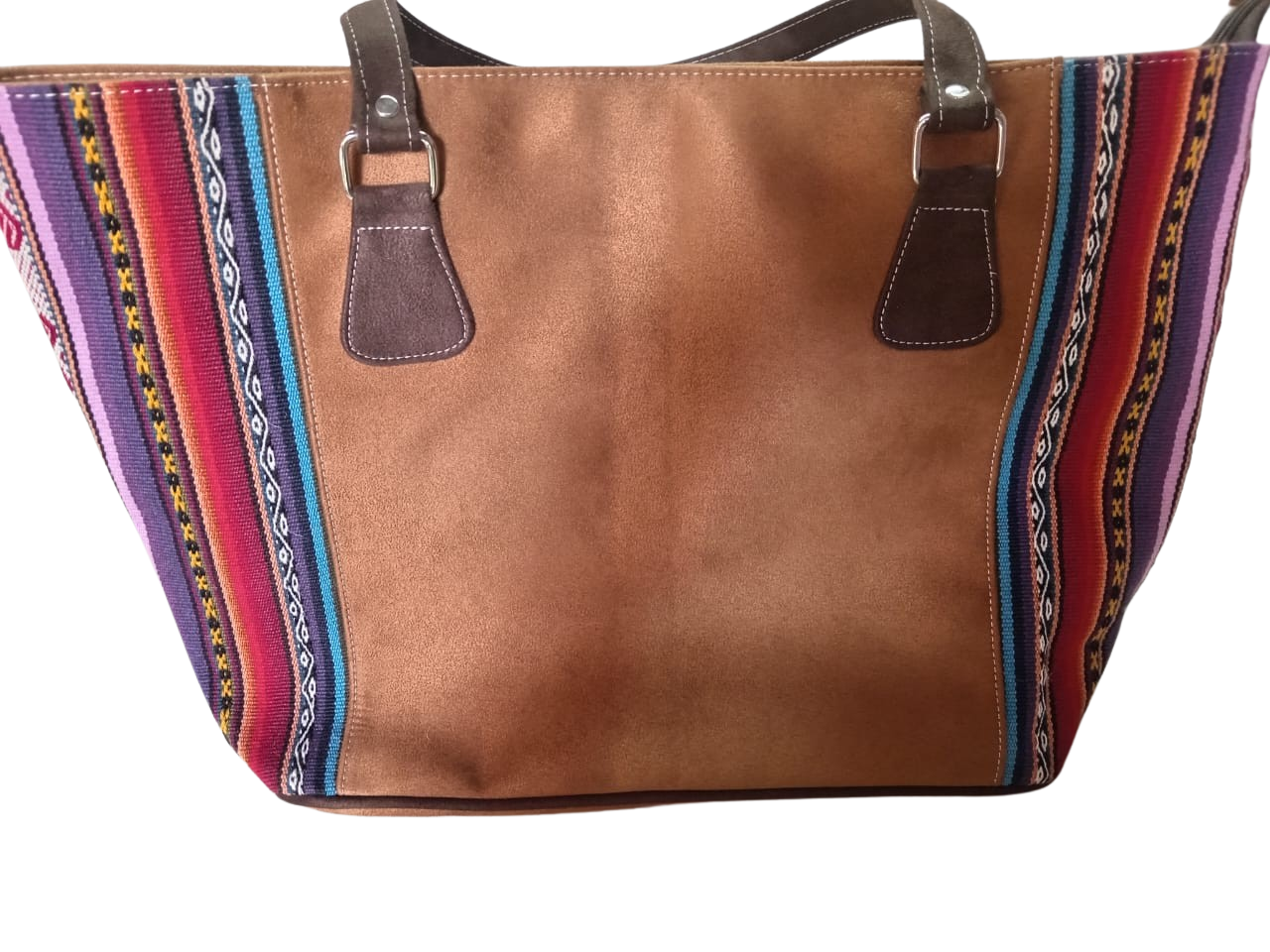 Handmade Peruvian Leather Travel Tote Bag – A Perfect Blend of Style & Functionality