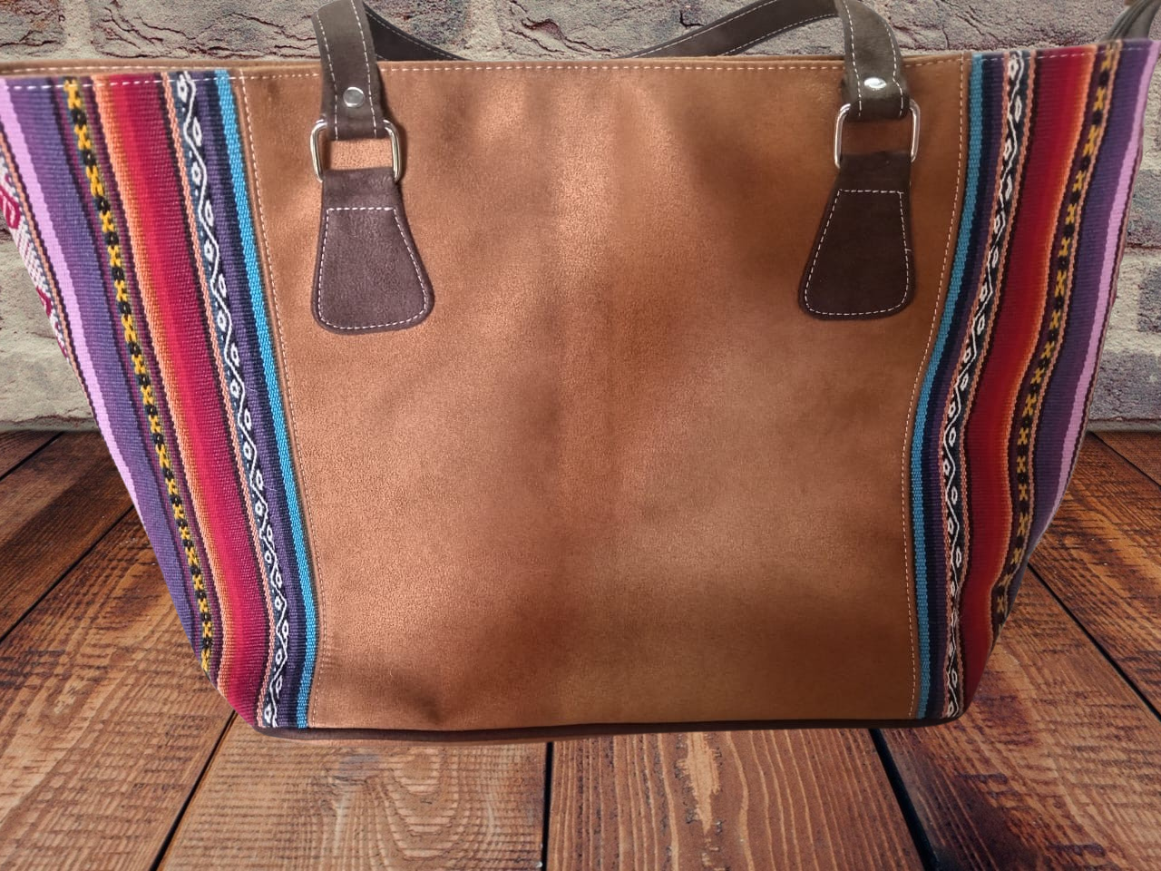 Handmade Peruvian Leather Travel Tote Bag – A Perfect Blend of Style & Functionality