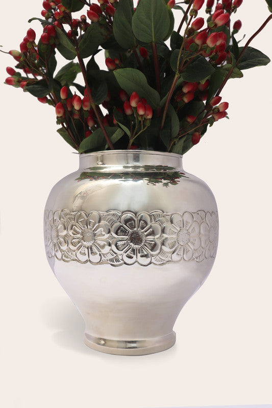 Handmade Luxury Home Decor Silver Plated "Georgia" Flower Vase