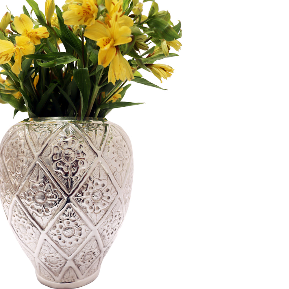 Handmade Luxury Home Decor Silver Plated "Marguerite" Flower Vase